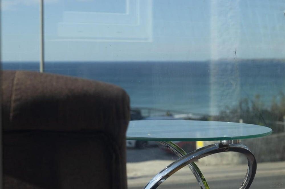 Oyo Newquay Beach Hotel Exteriör bild
