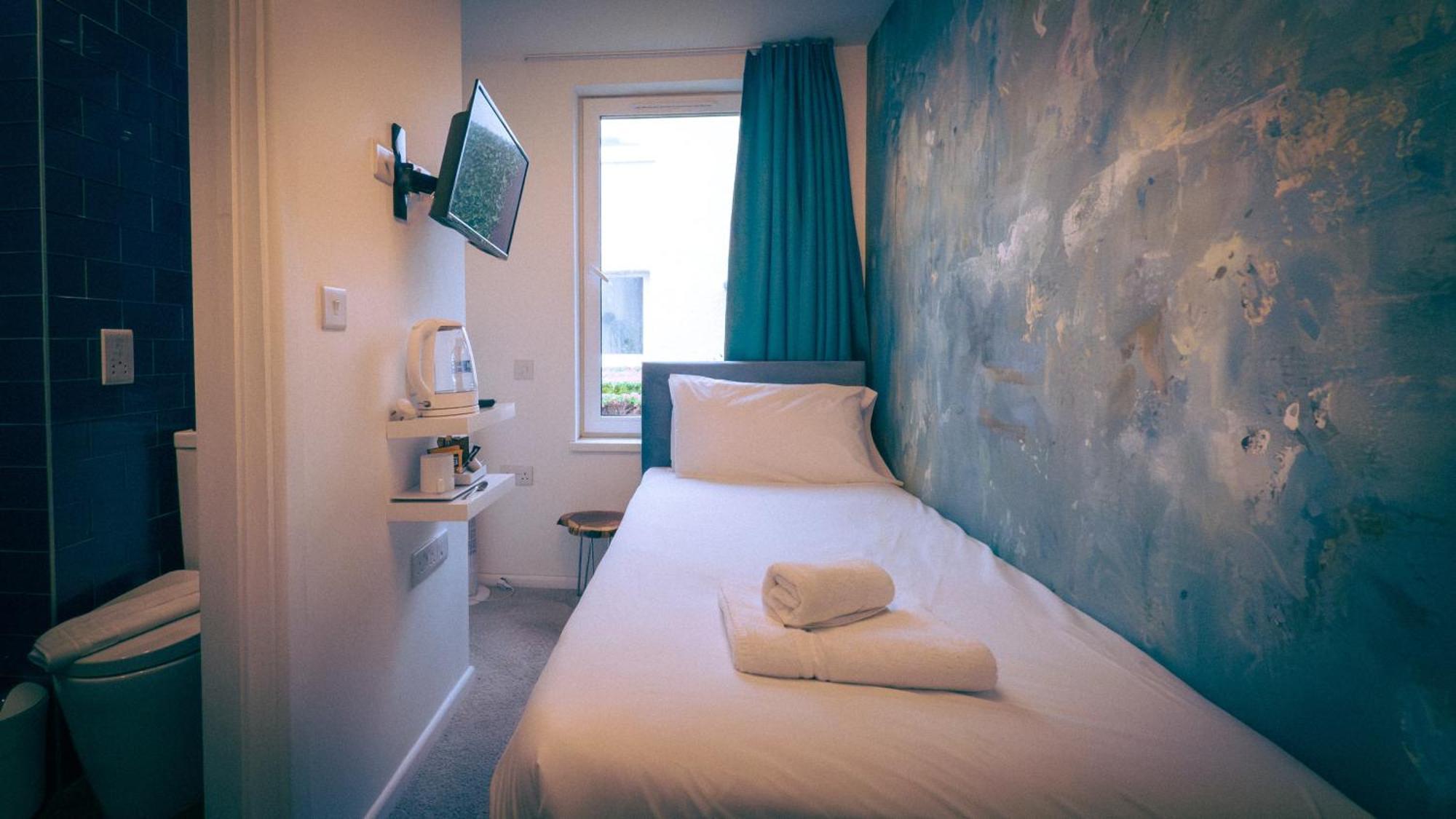 Oyo Newquay Beach Hotel Exteriör bild